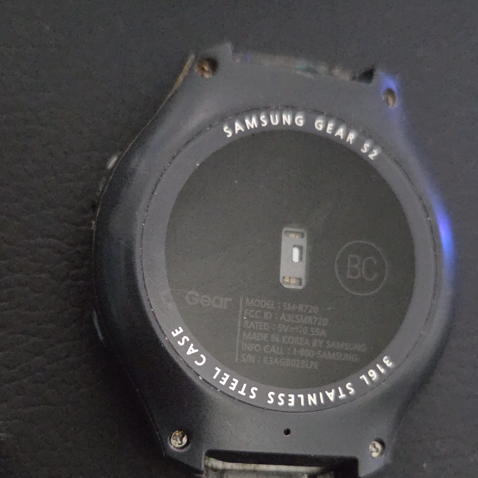 Samsung Gear S2 44mm Black Stainless Smartwatch Original Band + Wireless Charge