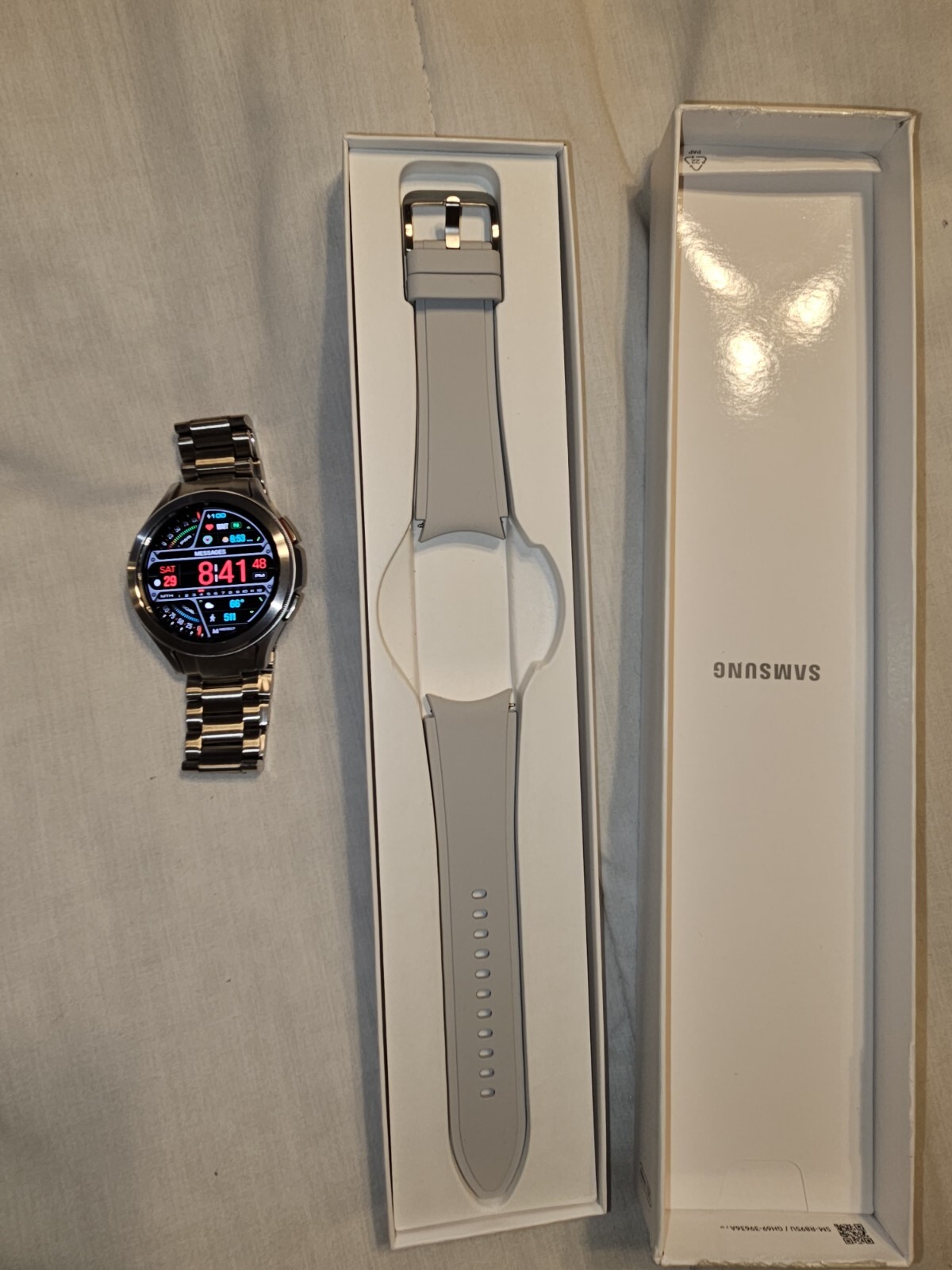 Samsung Galaxy Watch4 Classic SM-R890 46mm Stainless Steel Case with Ridge-Sport