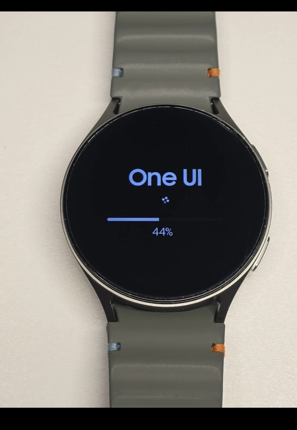 Samsung Galaxy Watch 7 44mm LTE Unlocked Smartwatch with Green Band