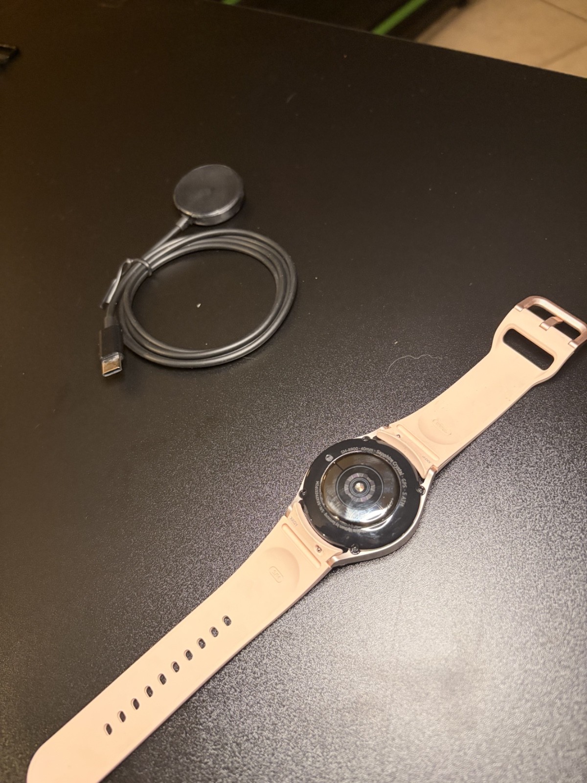 Samsung Galaxy Watch 5 SM-R900 GPS/WiFi – / 40MM / Aluminum Case – Pink