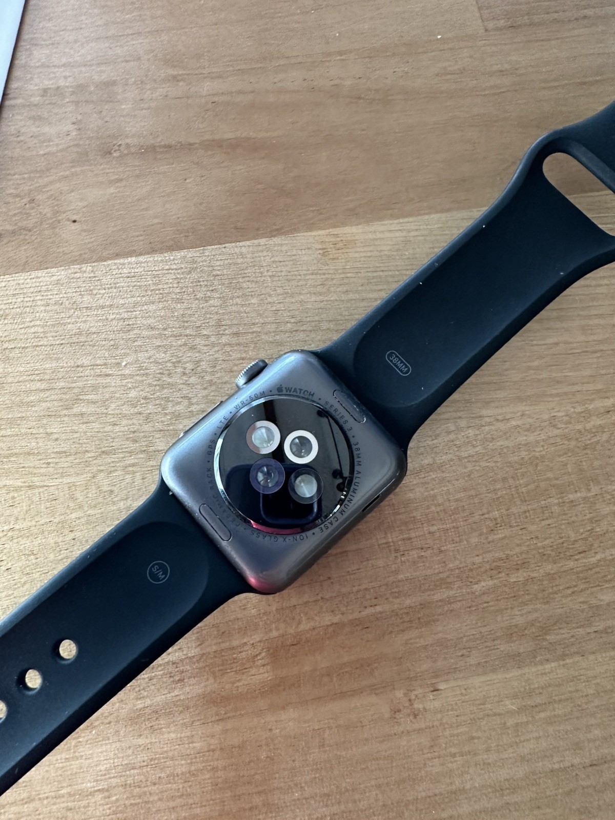 Apple iWatch 3 38 mm Black Aluminum Case Black Sport Band GPS + Cellular EUC