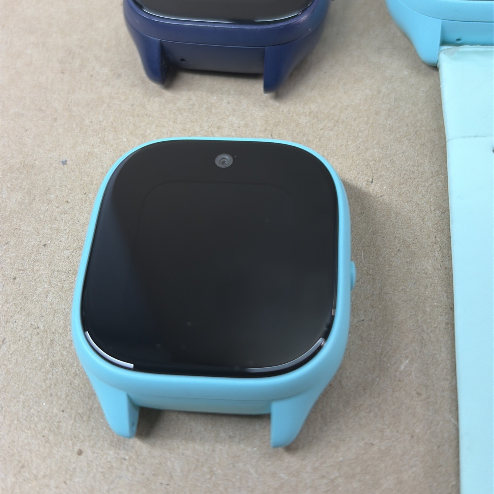 Gizmo Watch 3 Lot of 14 Kids Smartwatch QTAX57 Verizon UNTESTED