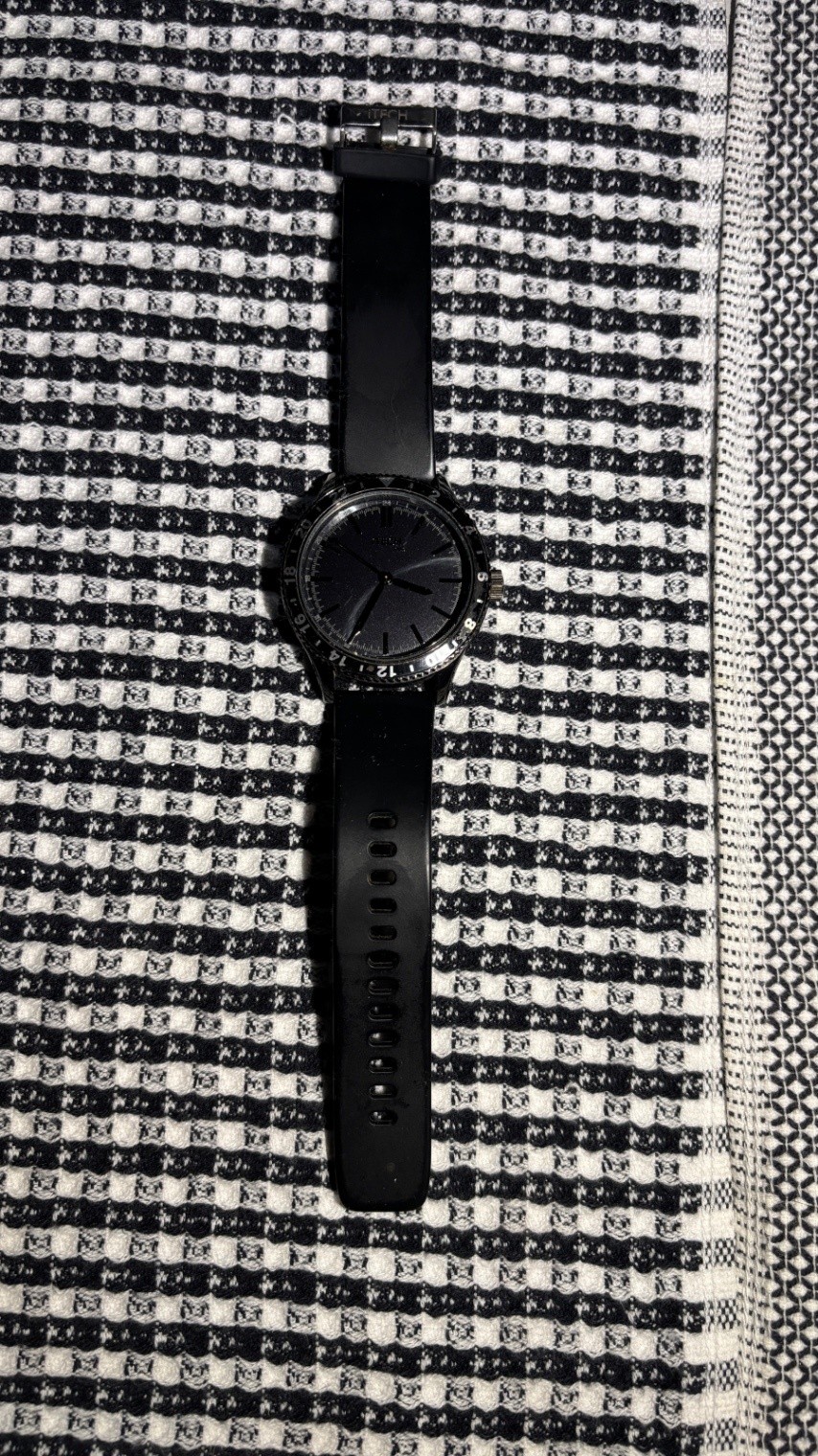 iTECH Duo Hybrid Smartwatch Black Silicone Band Water Resistant Wearable