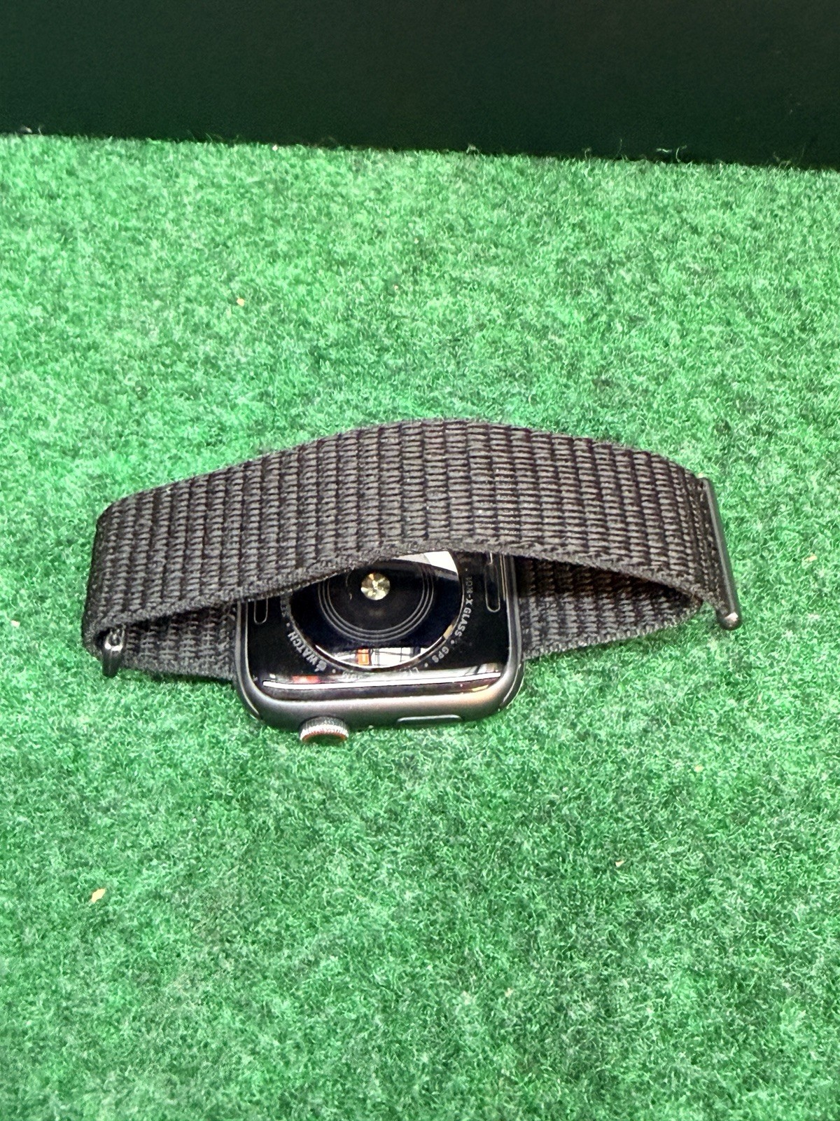 Apple Watch Series 4 S4 Nike+ (GPS + LTE) 44mm Gray Case Sport Band SEE IMAGES