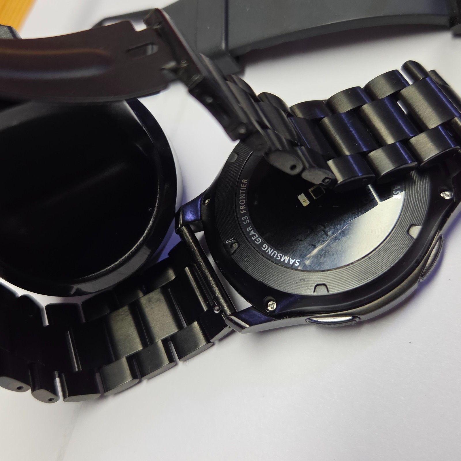 Samsung Gear S3 Frontier LG Smartwatch as is