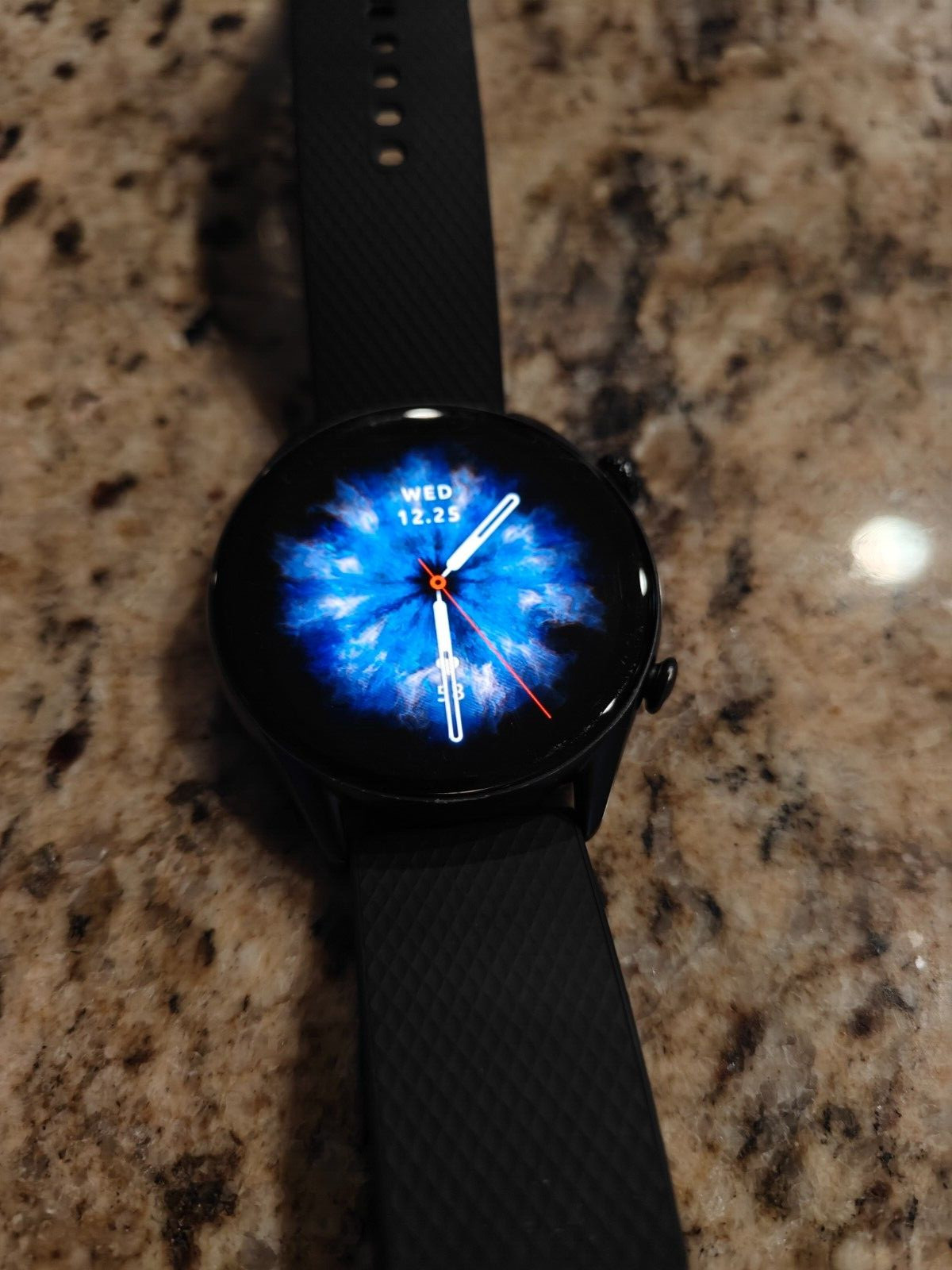 Amazfit GTR 3 Pro A2040 Smartwatch 1.45mm Infinite Black With Case (Used)