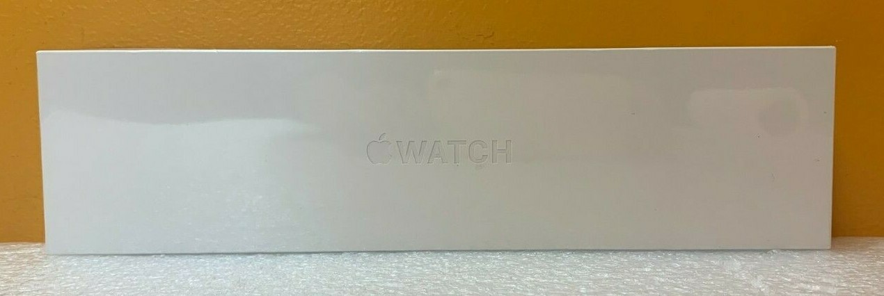 Apple Watch Series 6 (M00H3LL/A) Space Gray, OLED Display, GPS, Smartwatch. New!
