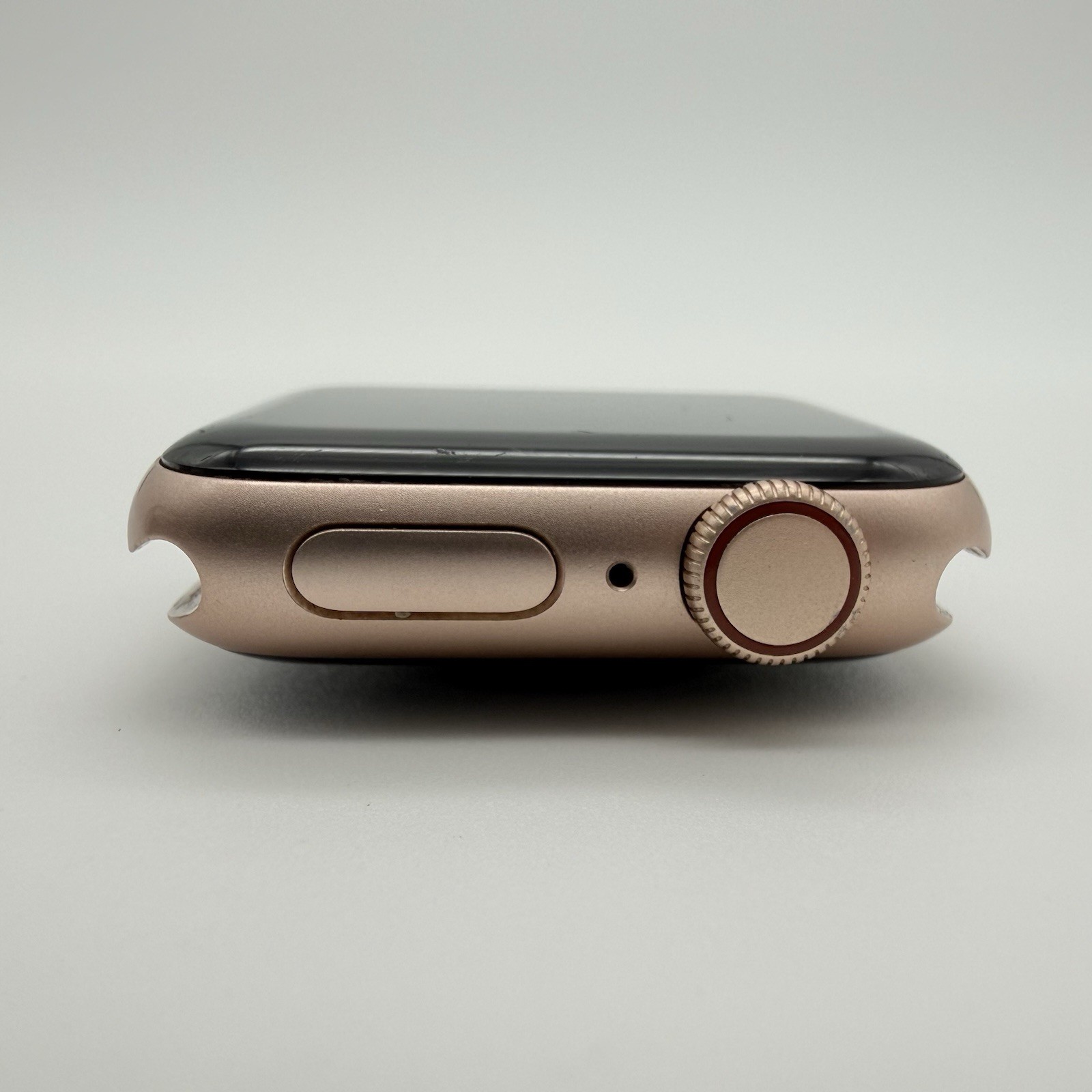 Unlocked Apple Watch SE 1st Gen 40MM Rose Gold Aluminum Pink Sand Band A2351