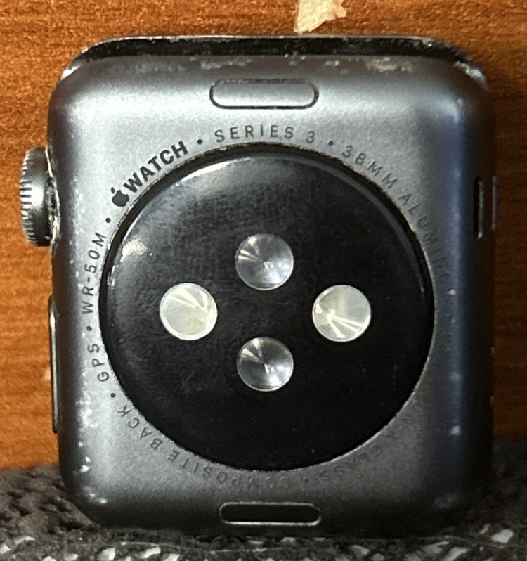 Apple Watch Series 3 A1859 GPS Aluminum Case No Band Included read