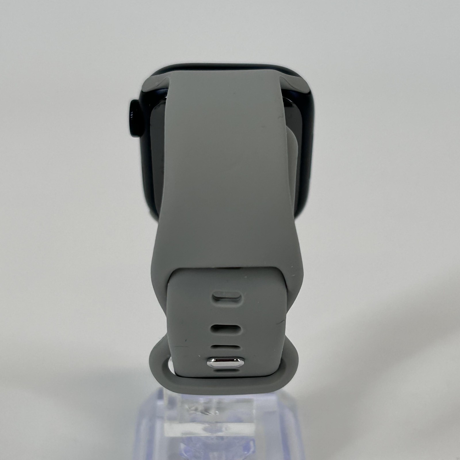Apple Watch (Series 8) 41mm Space Black Aluminum (LTE) w/ Gray Sport Band – Good
