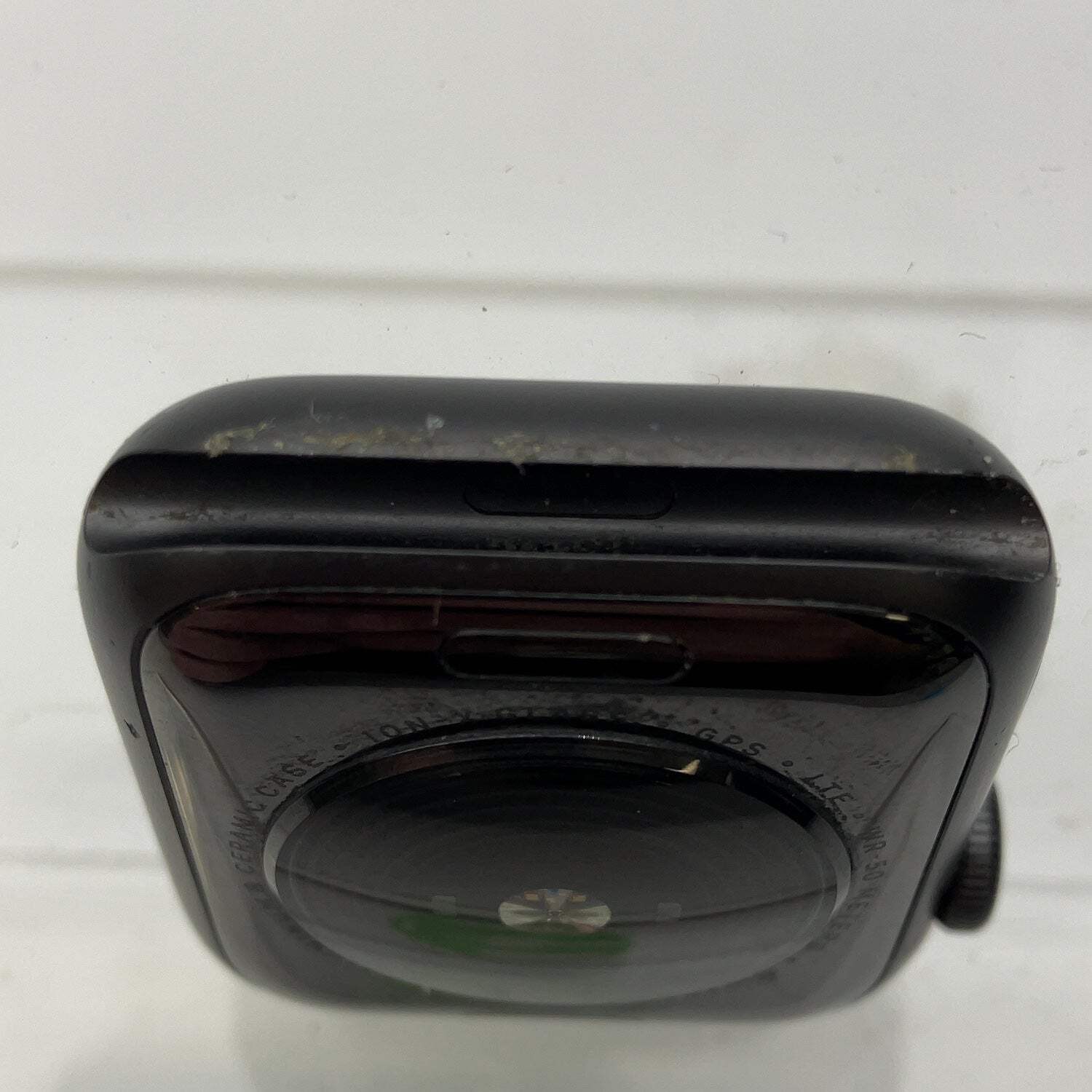 GPS Only Apple Watch SE 1st Gen 40MM Space Gray Aluminum A2353 Face Only