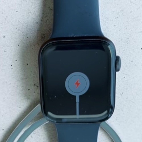 Apple Watch Series 6 GPS 44 mm Space Gray Aluminum Case with Black Sport Band