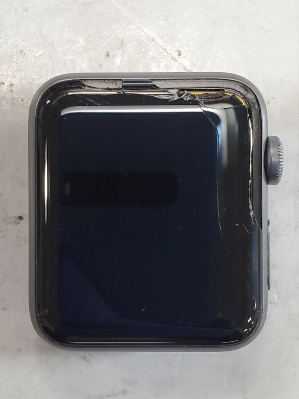 Apple Watch Series 3 42mm A1861 GPS + Cellular Space Gray – For Parts – – 37H1