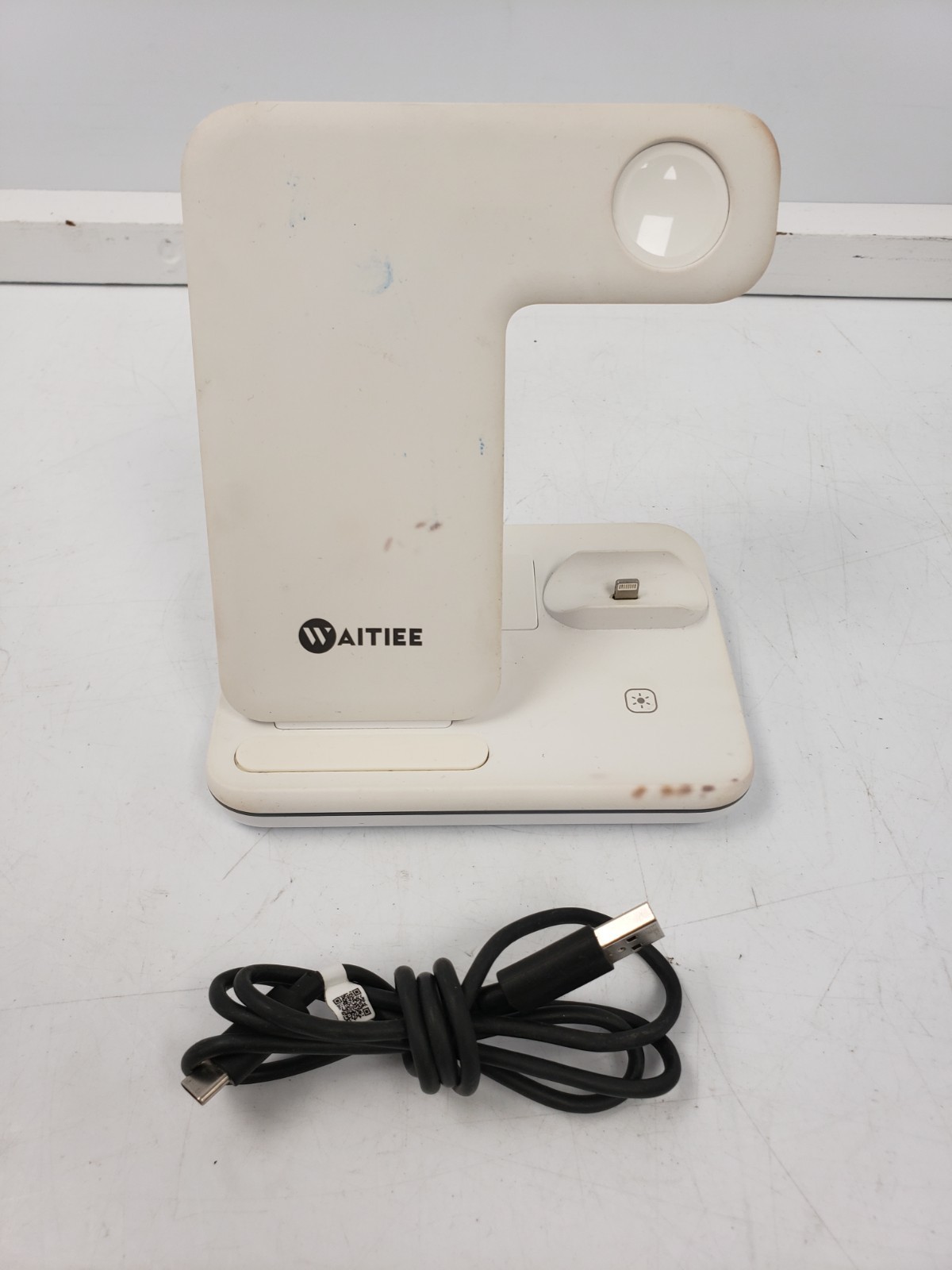 (79628-3) Apple A2294 Apple Watch Series 6