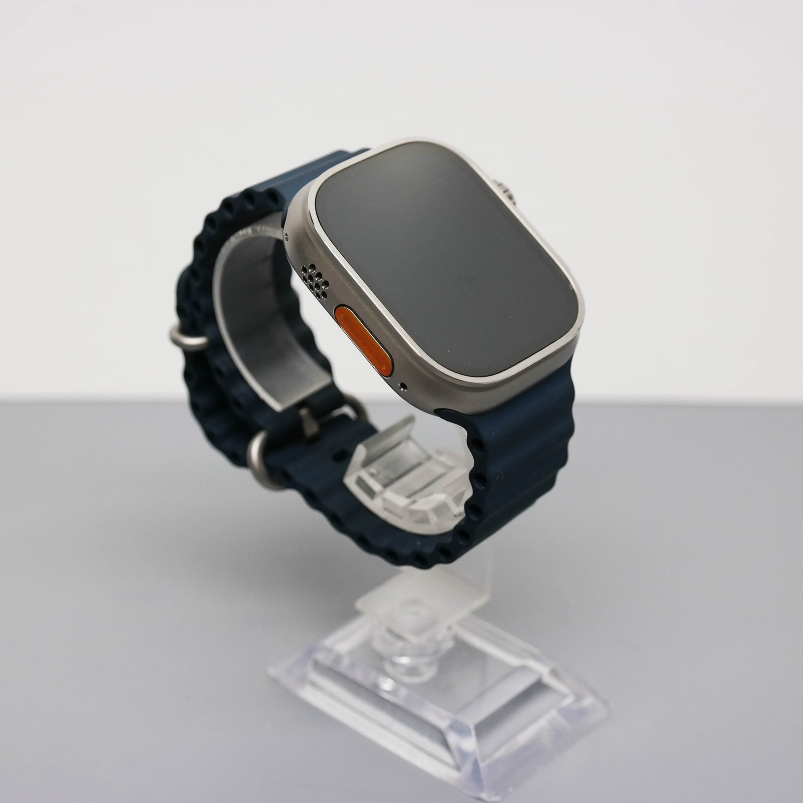 Apple Watch Ultra 2 GPS+CELL 49mm Titanium Case Blue Band MREG3LL/A