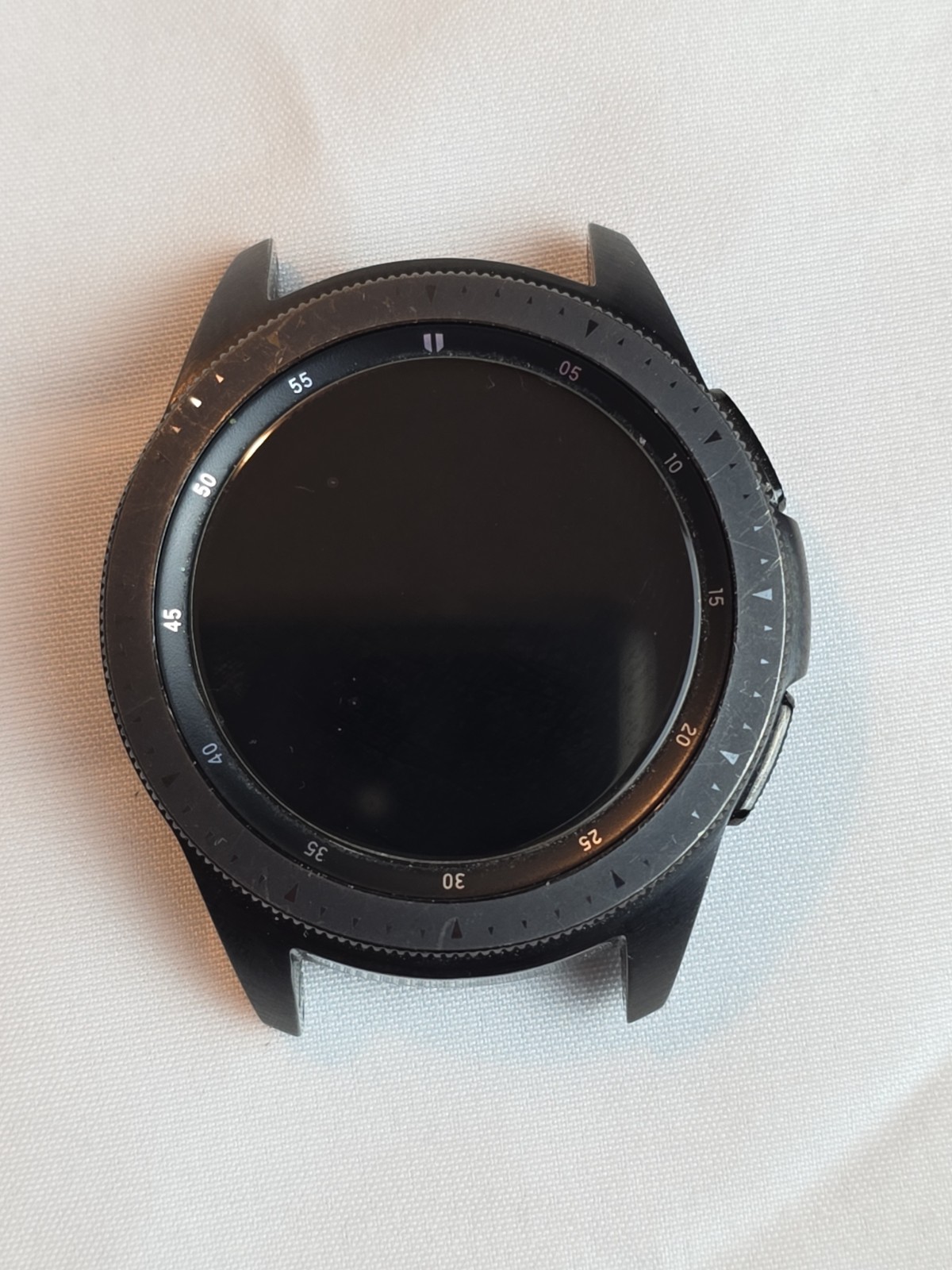 Samsung Galaxy SM-R810 Smartwatch 42mm Bluetooth Wifi – Black No Band