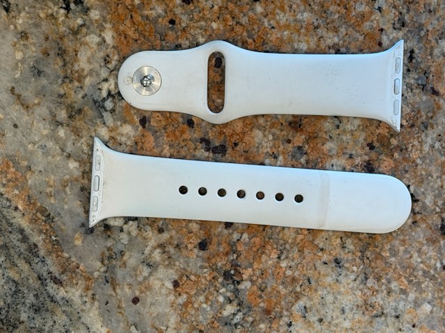 Apple Watch Series 6 40mm Aluminum Case GPS, Silver White w/ Box A2291 MG283LL/A
