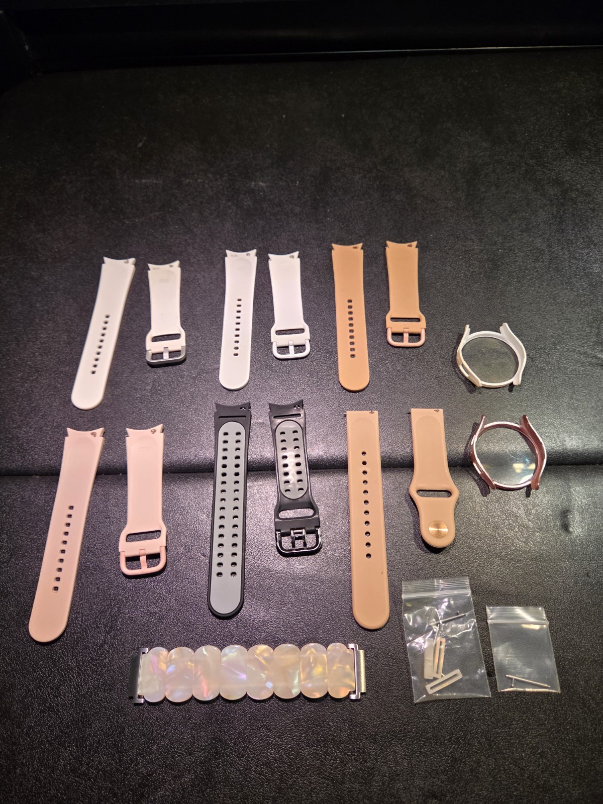 Samsung Galaxy Watch4 SM-R860 40mm Black Aluminum Case with 7 Bands, 2 Covers, +