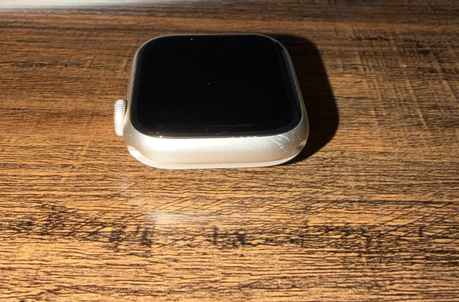 Unlocked Apple Watch Series 8 45mm GPS + Cellular – Aluminum – Sport Loop