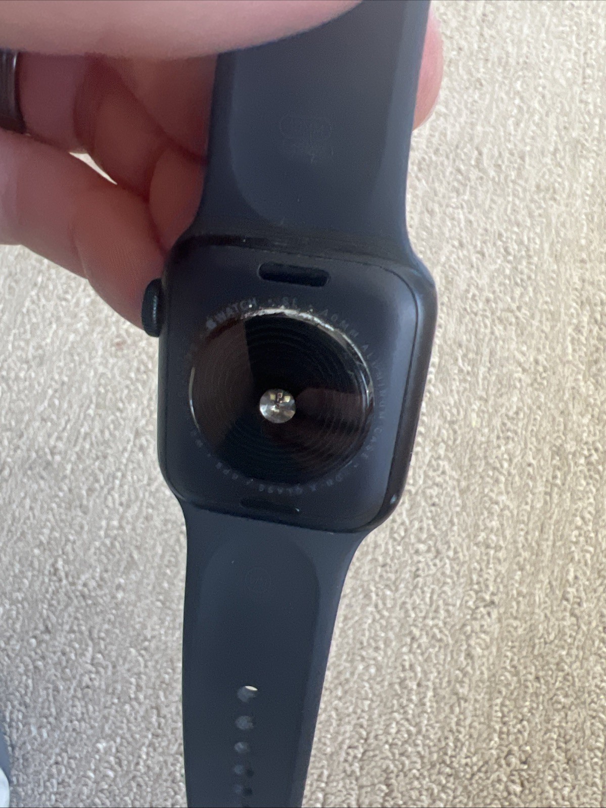 Apple Watch SE 40 MM Midnight Aluminum Case, Sport Band, Cracked Screen Untested