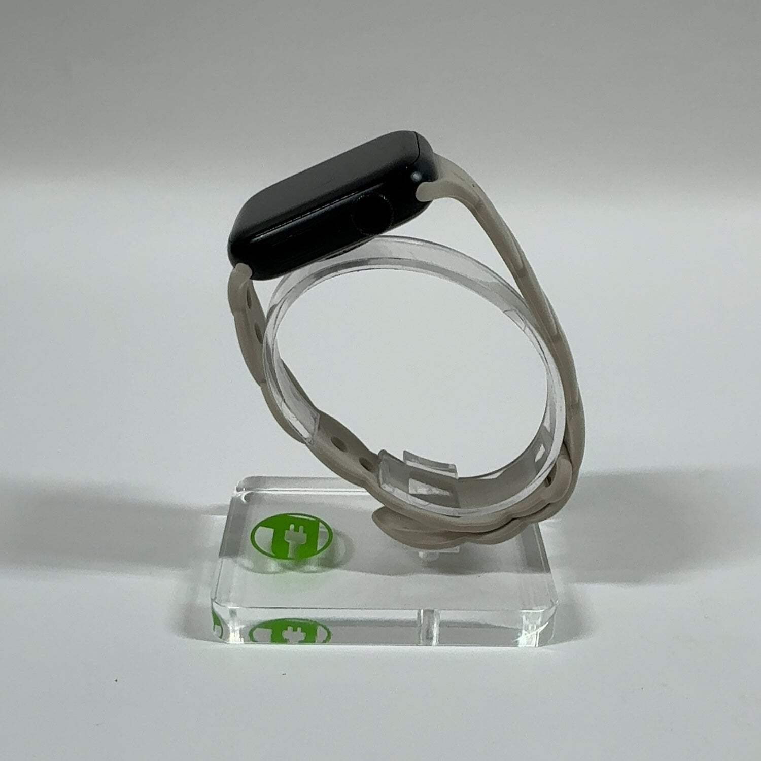 GPS Only Apple Watch Series 8 41MM Midnight Aluminum Aftermarket Band MNPC3LL/A