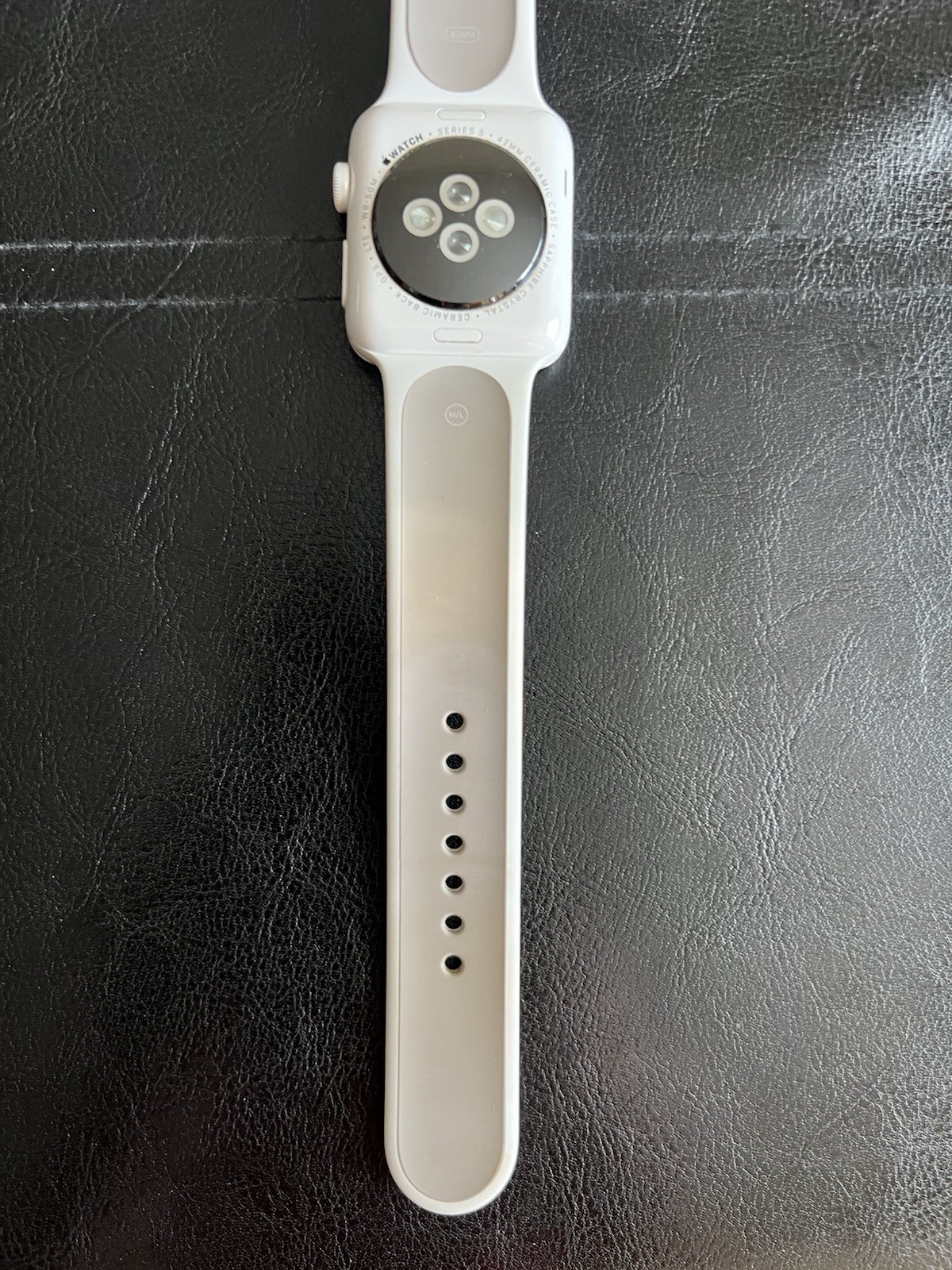 Apple Watch Series 3 Edition 42mm Ceramic White GPS Cellular