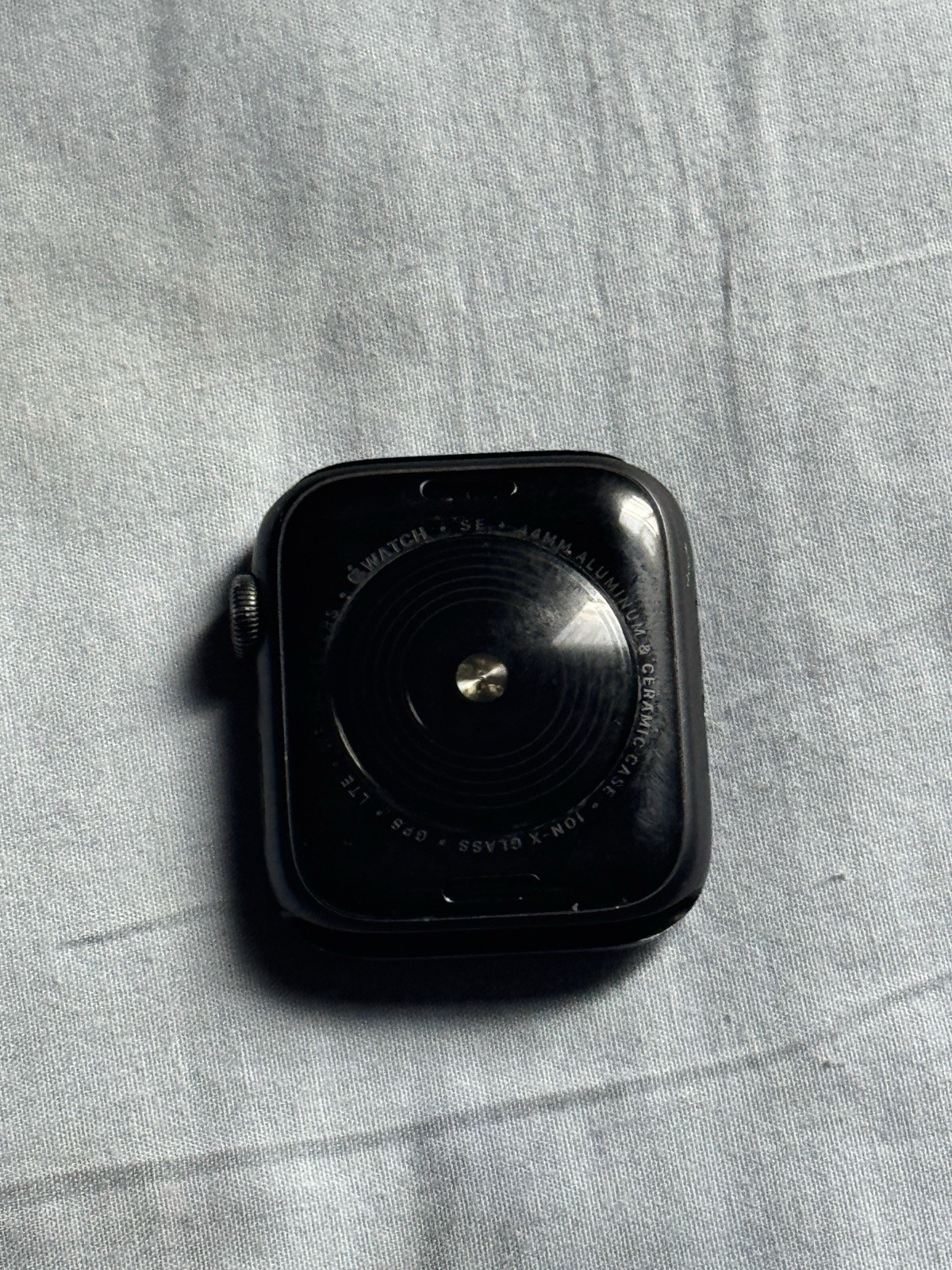 Apple Watch SE 1st Gen 44mm 32gb Aluminum Case NO BAND (A2354)