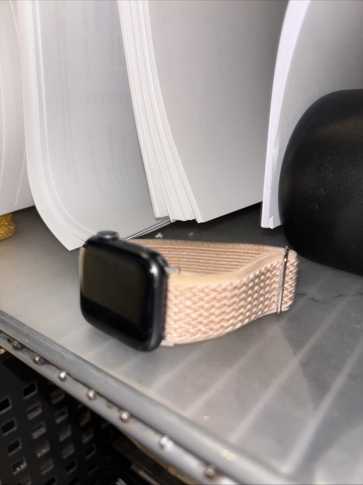 Apple Watch Series 6 40MM (GPS + Cellular) – Black – A2293