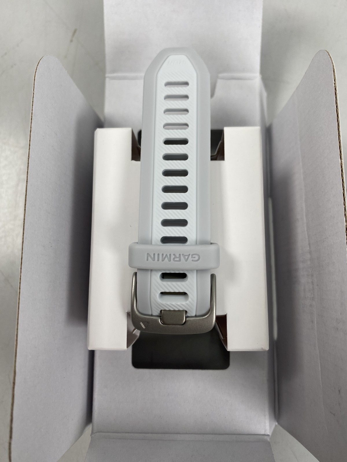 Garmin Forerunner 165, Running Smartwatch, Colorful AMOLED Display – Whitestone