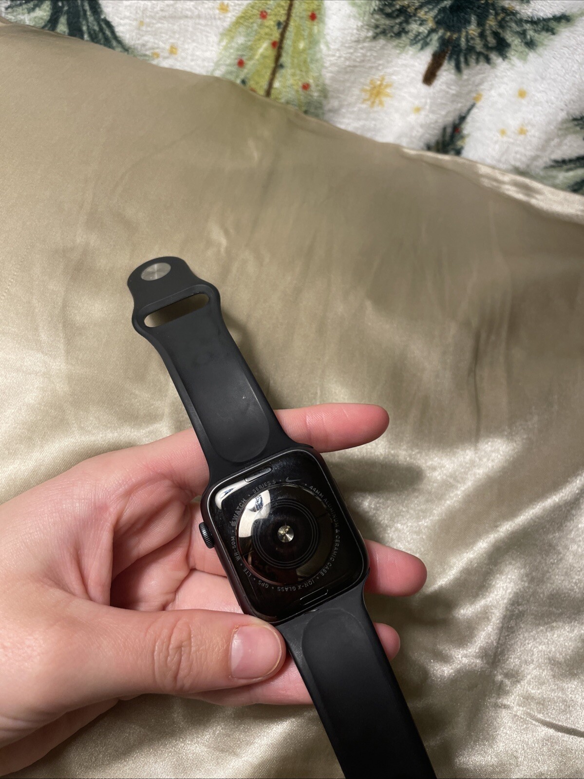 Apple Watch Series 5 Nike 44mm Space Gray Aluminum Case with Anthracite/Black Sp