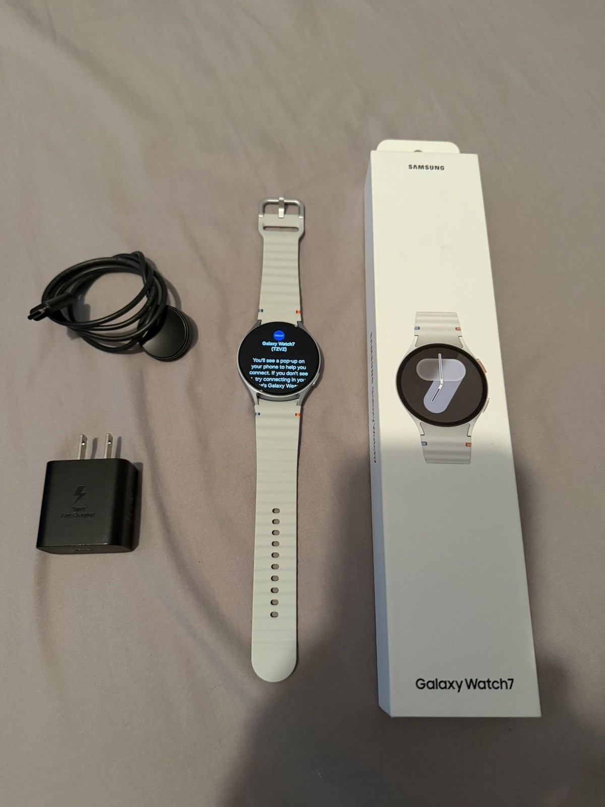 Excellent Samsung Galaxy Watch 7 44mm Bluetooth Silver SM-L310