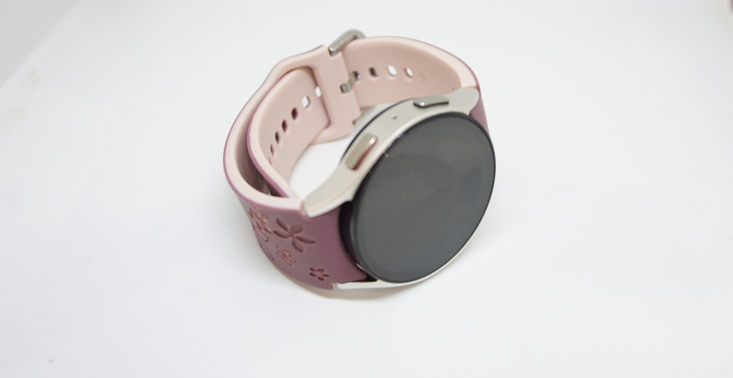Samsung Galaxy Watch6 SM-R930 40mm WIFI GPS with Sport Band – Grade A #1001