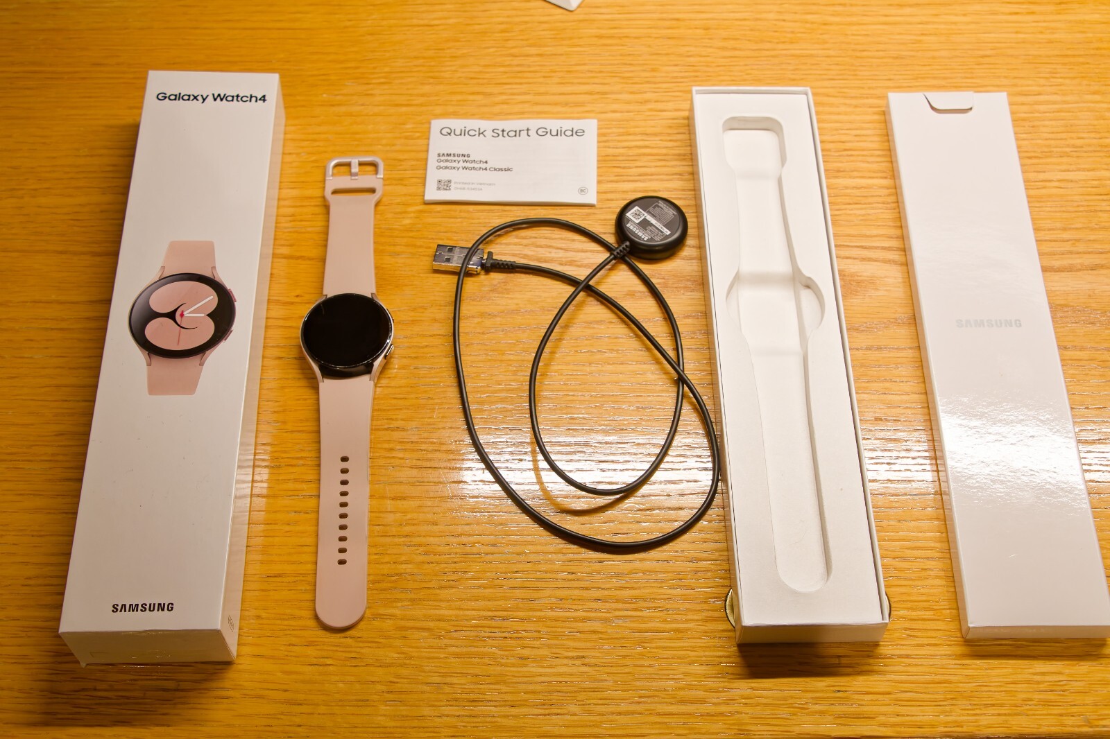 Samsung – Galaxy Watch4 Aluminum Smartwatch 40mm SM-R860