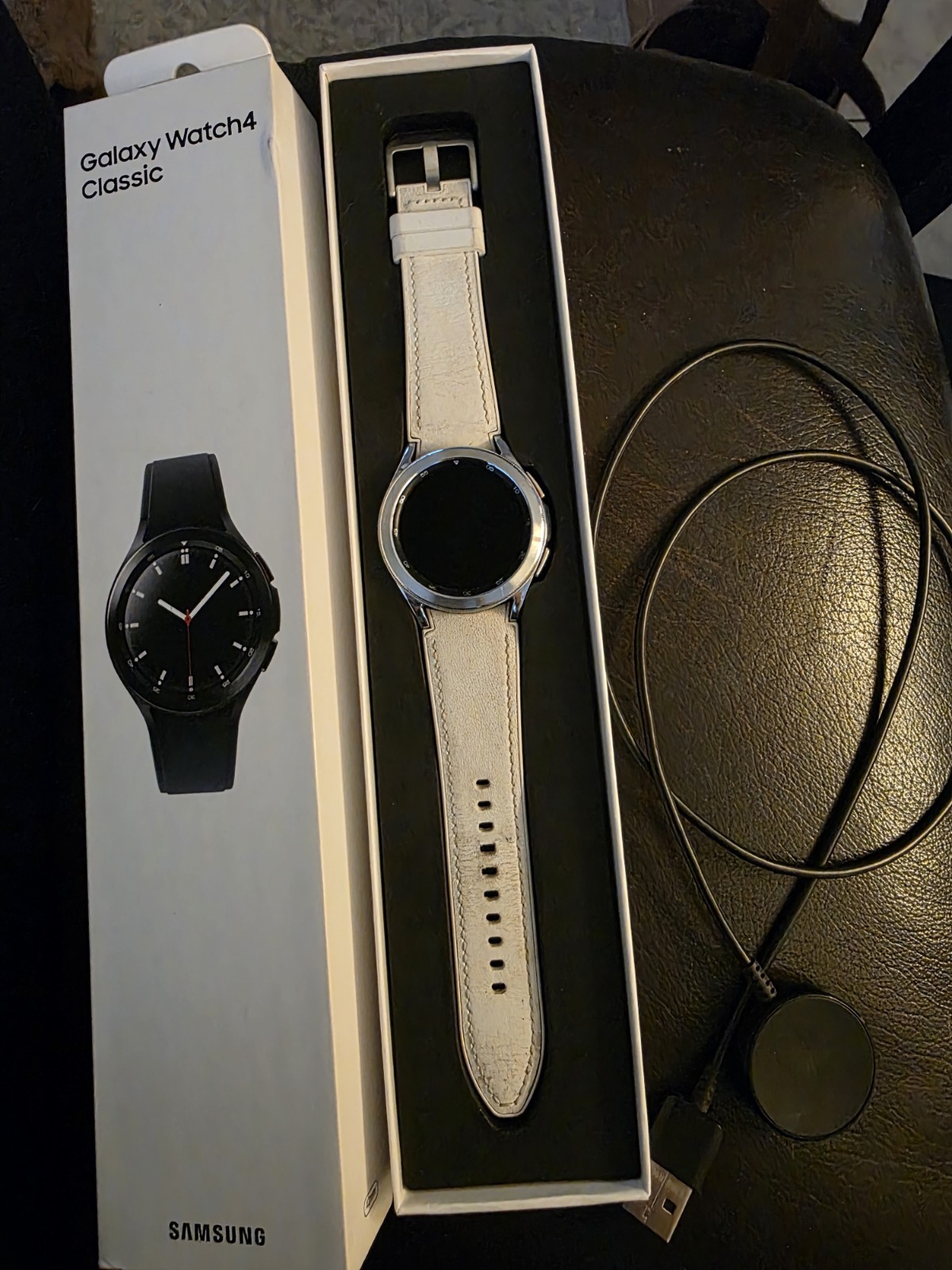 Samsung SM-R880 Galaxy Watch4 Classic 42mm Stainless Steel – Silver