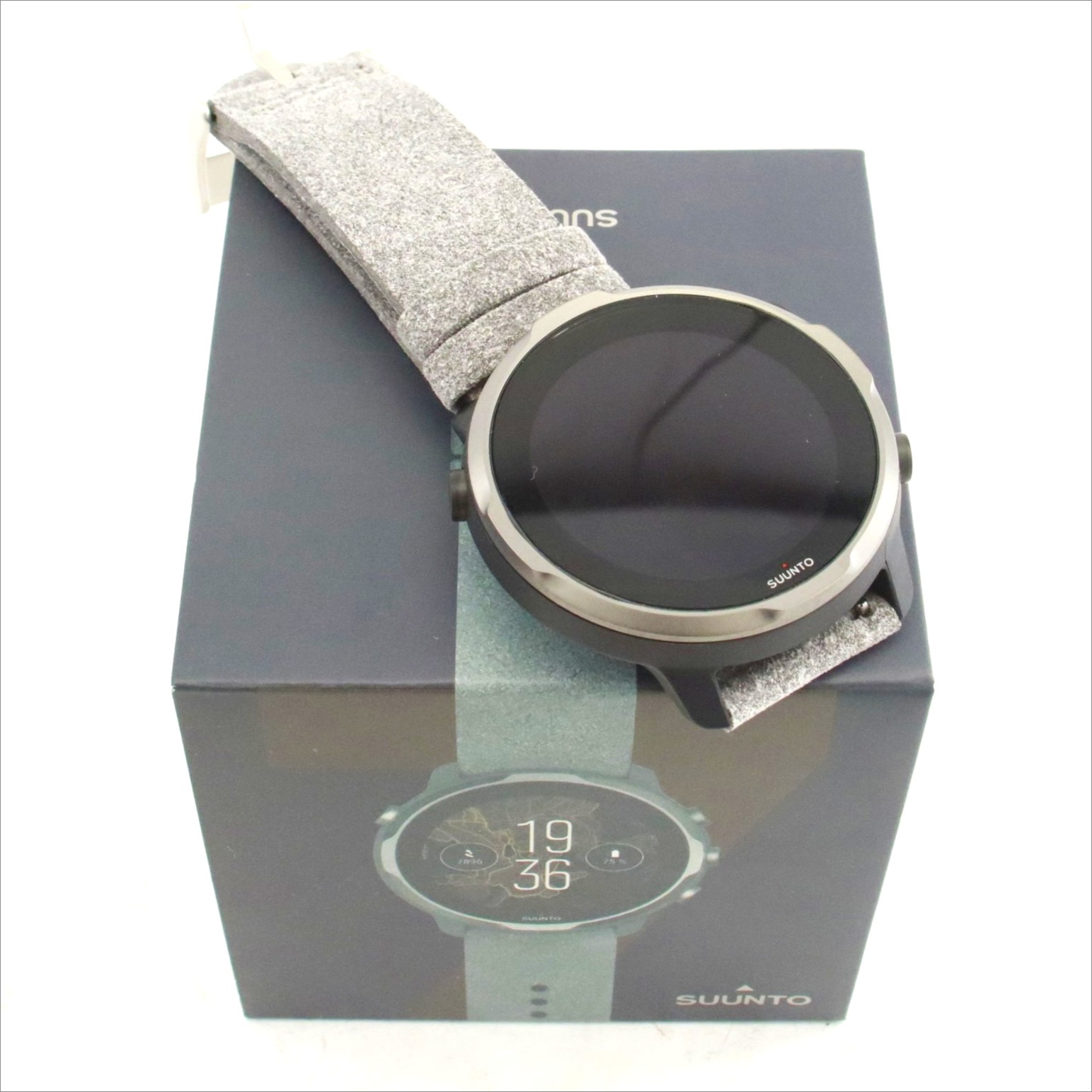 SUUNTO 7 GPS Sports Smart Watch Graphite Silver IN BOX NEW