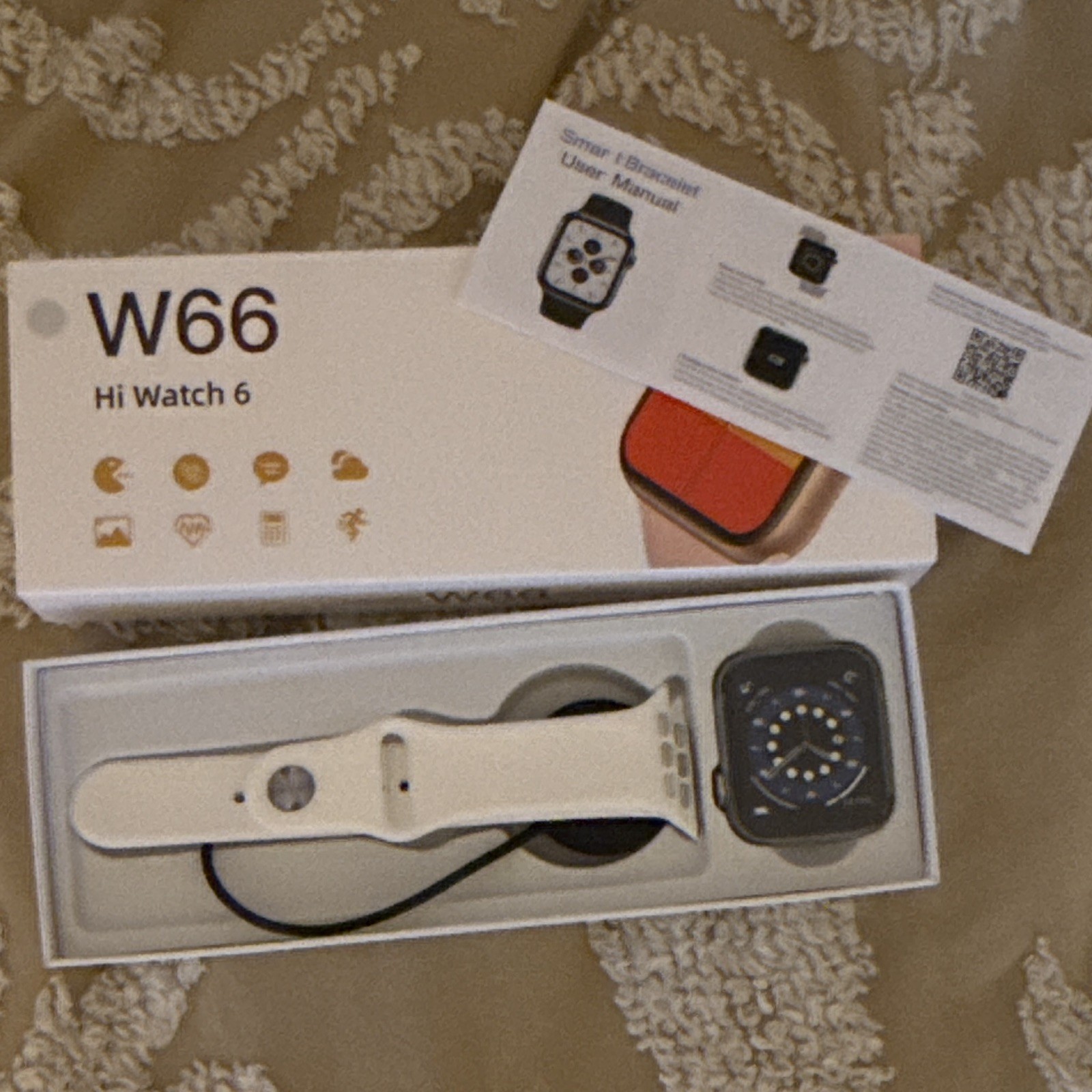 W66 Hi Watch 6 44mm 32GB Heart Rate Smartwatch White Band Black Case Boxed