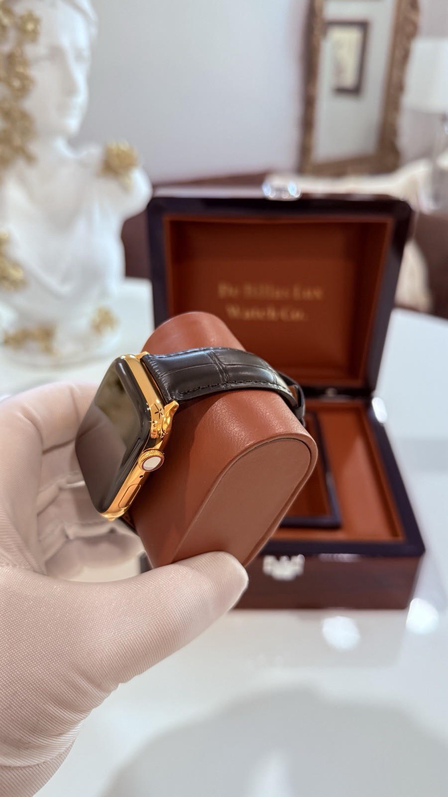 ✅ Custom 24k Gold Plated Apple Watch Series 9 Black Band | Water Resistant | Box