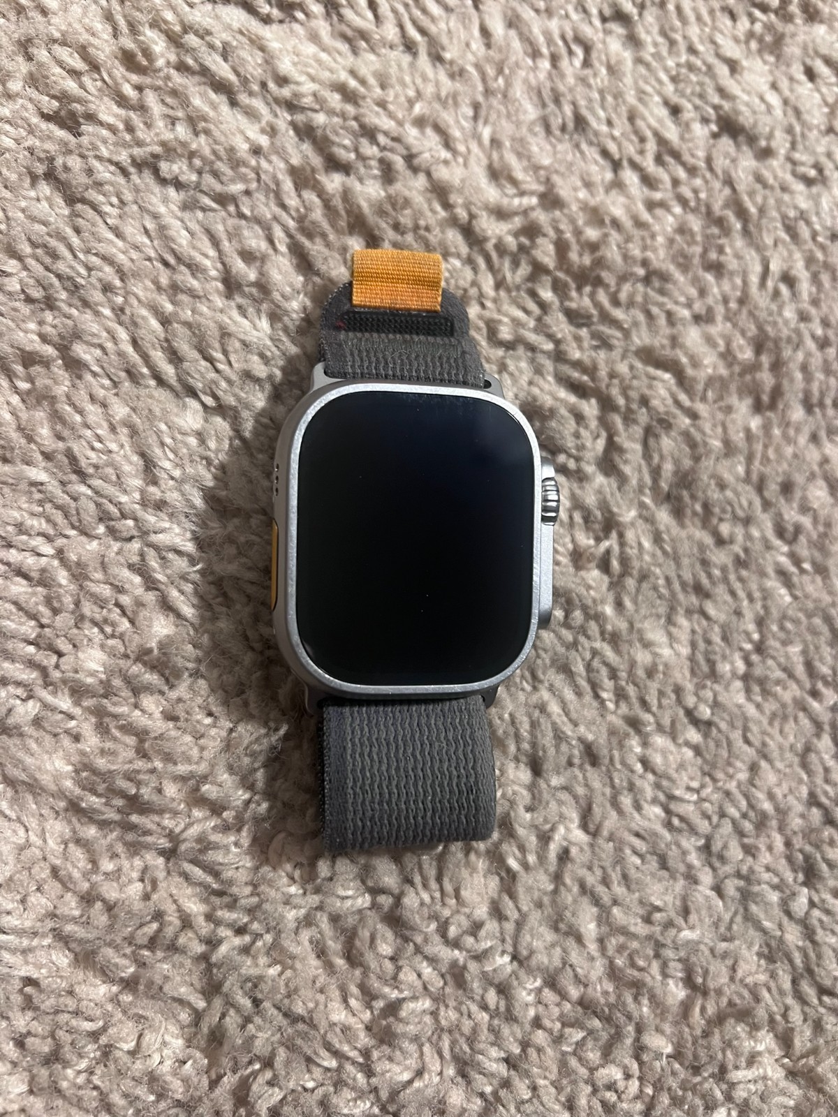 Apple Watch Ultra 49mm Natural Titanium Cellular Unlocked