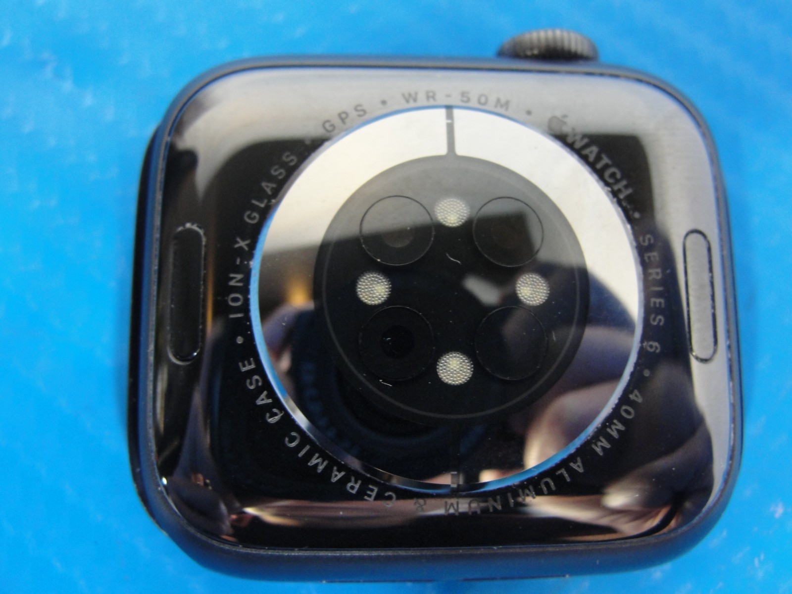 Apple Watch Series 6 40MM 32GB A2291 GPS Gray /READ