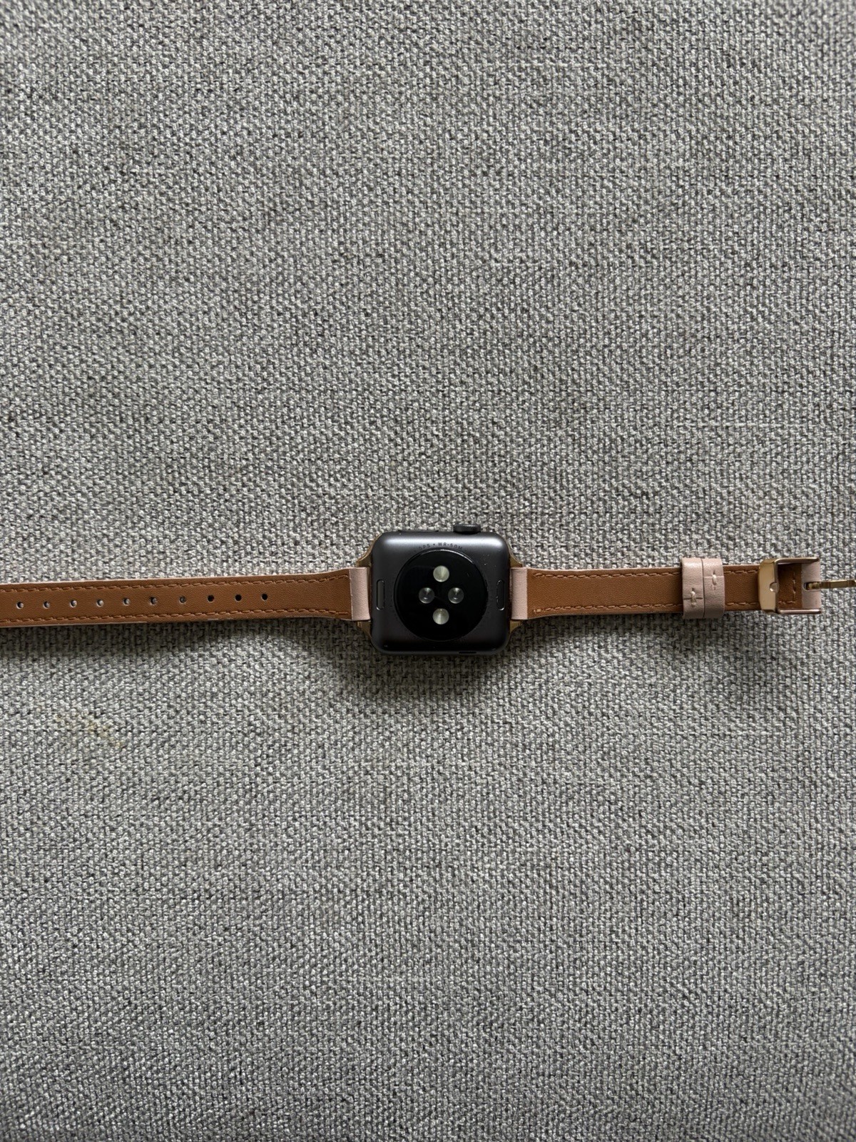 Apple Watch Series 3 42mm Black Aluminum Case 8GB Pink Leather Band