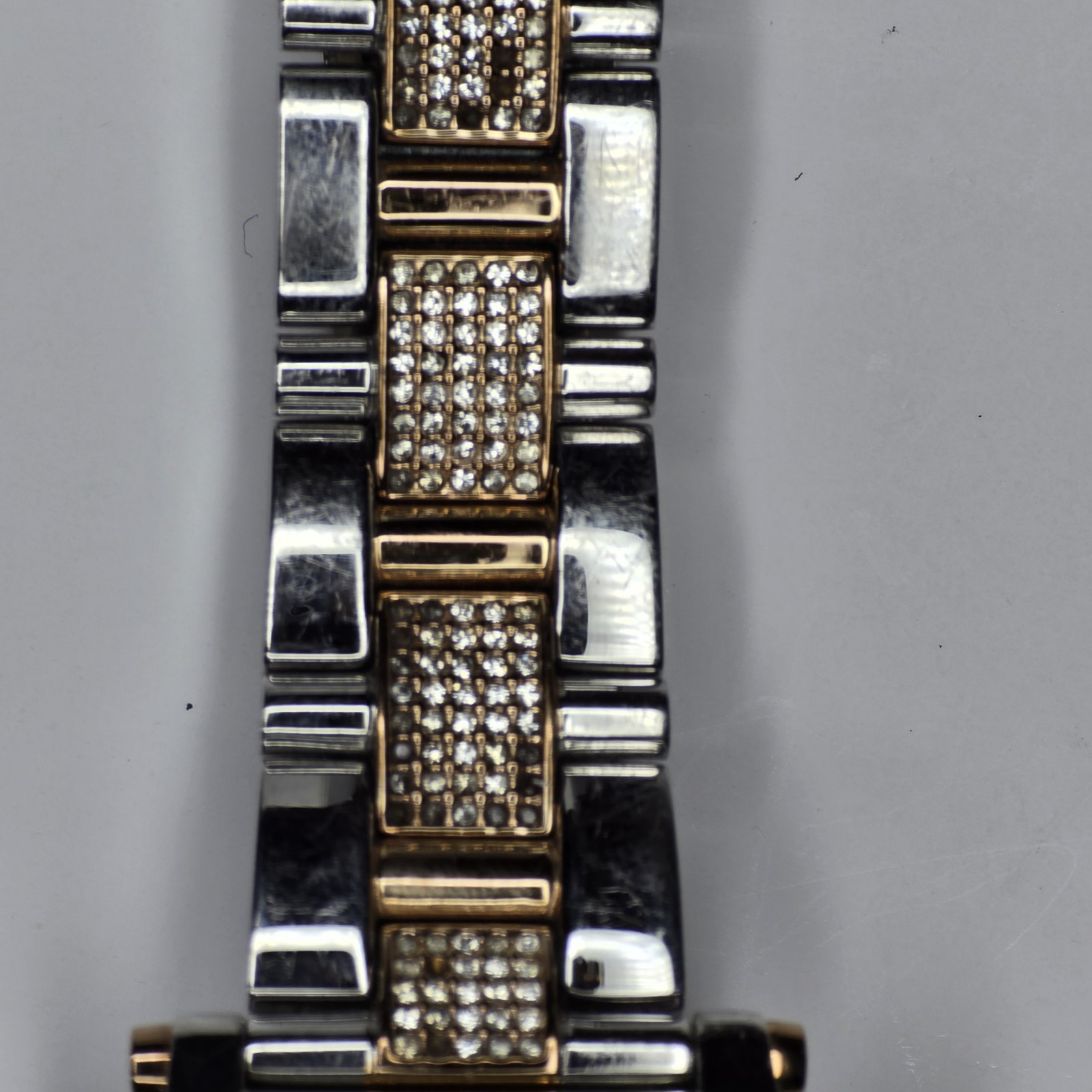 Michael Kors Access Sofie Pav Two-Tone Smartwatch Silver MKT5040 BATTERY ISSUE