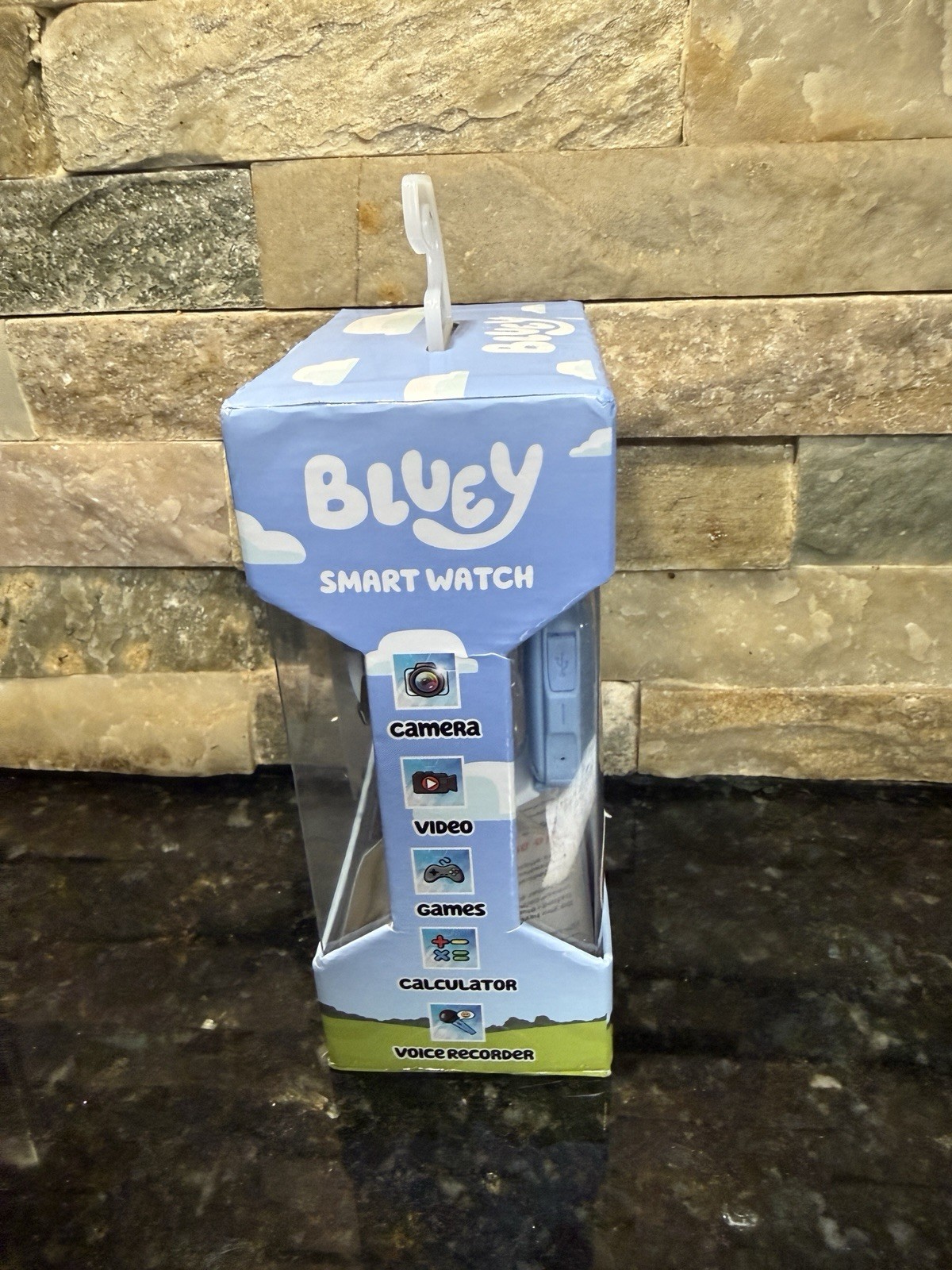 Bluey iTime Touchscreen Children’s Smart Watch with Silicone Strap and Blue Case