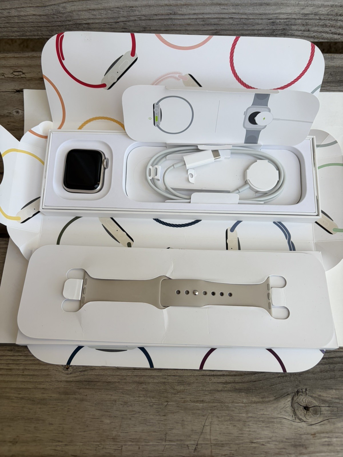 Apple Watch SE (2nd generation) 40mm Starlight