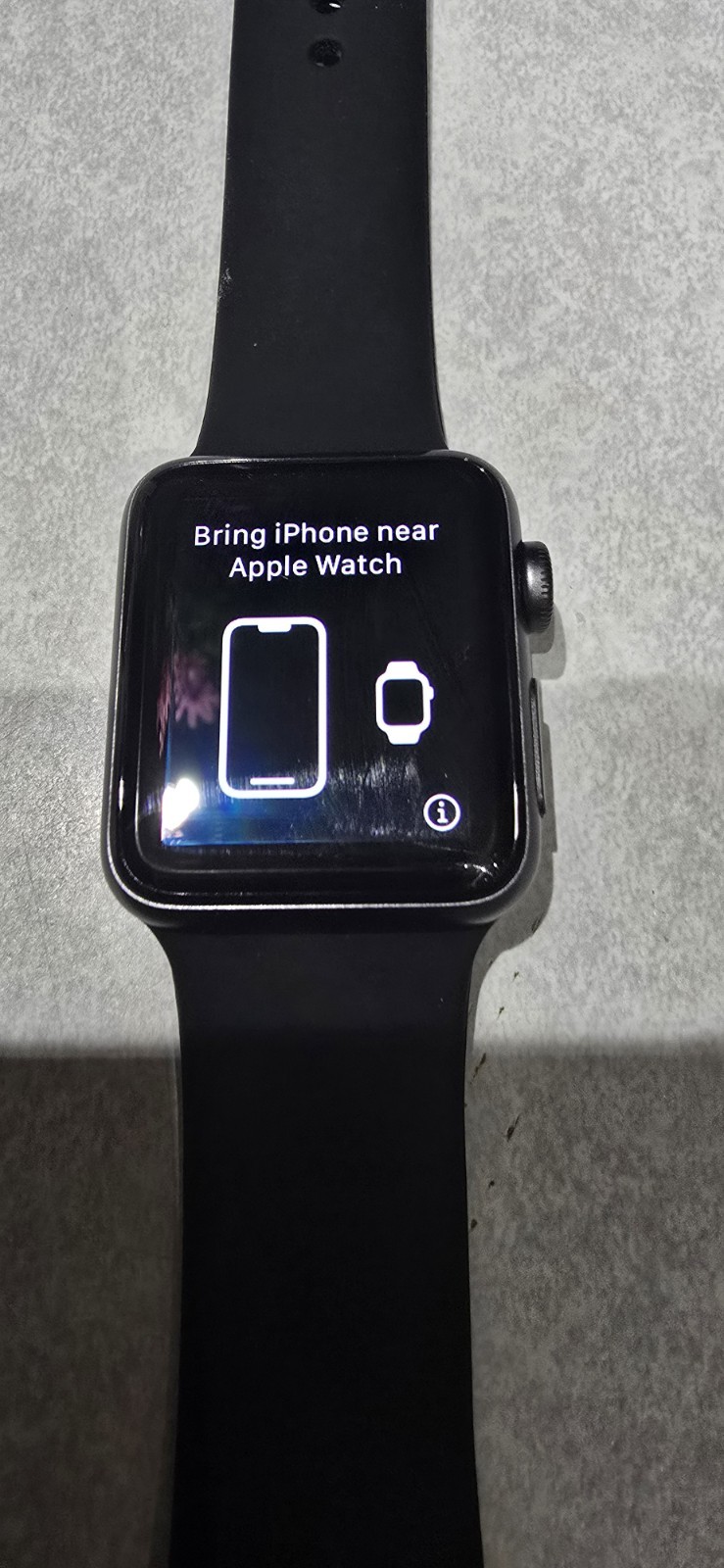 Apple Watch Series 3 38mm Black Aluminum Case Black Silicone Band GPS BT