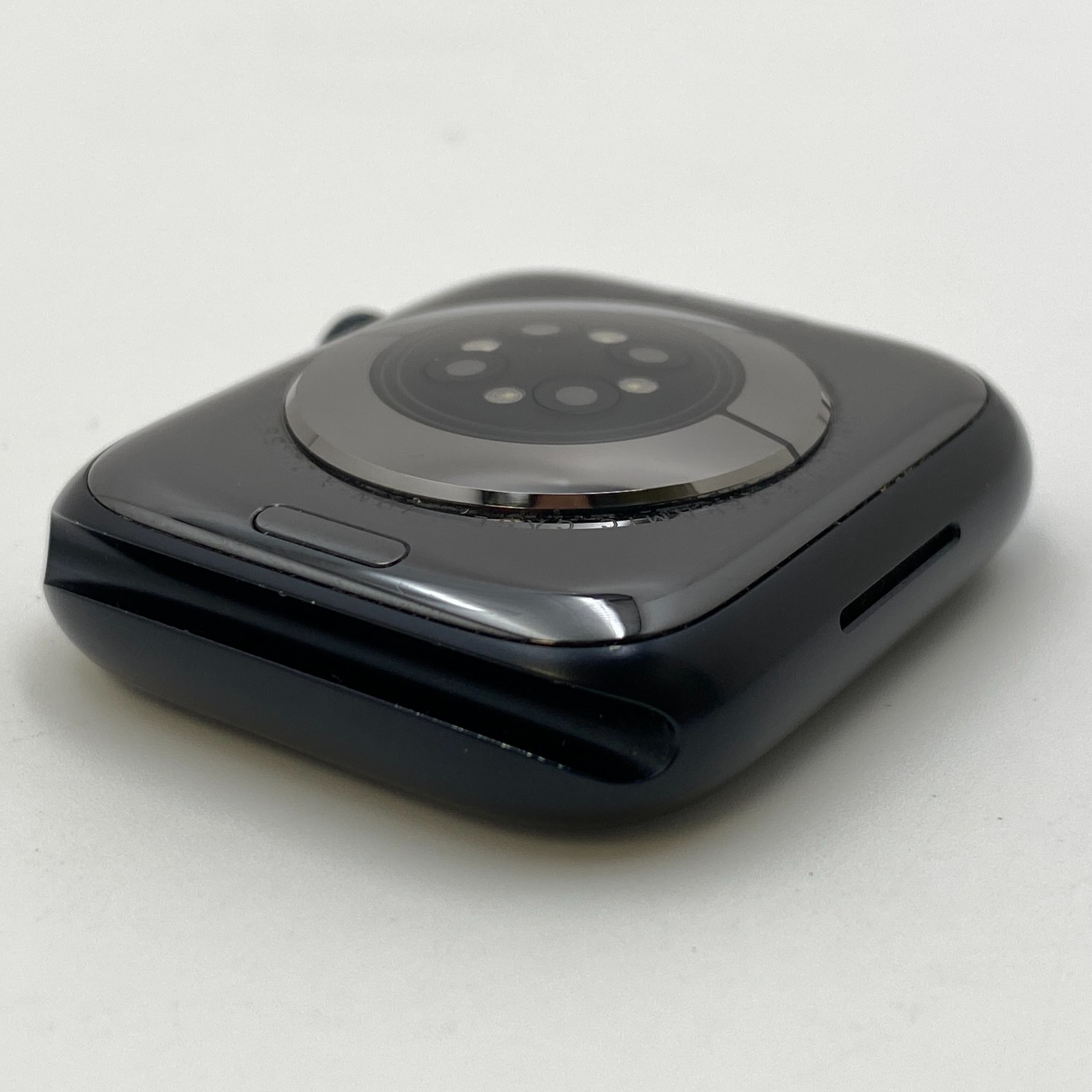 Apple Watch Series 8 – 45mm Aluminum Midnight GPS A2771 – Fair Condition