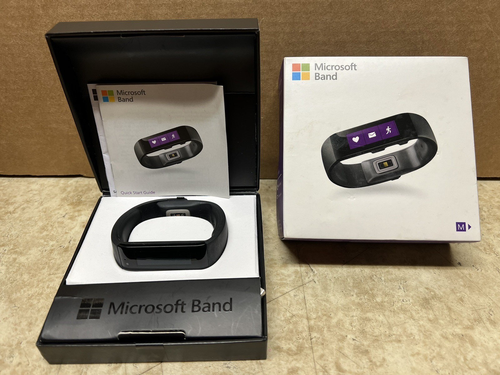 Microsoft Band Smart Fitness Watch Activity Model 1619 Size M Medium
