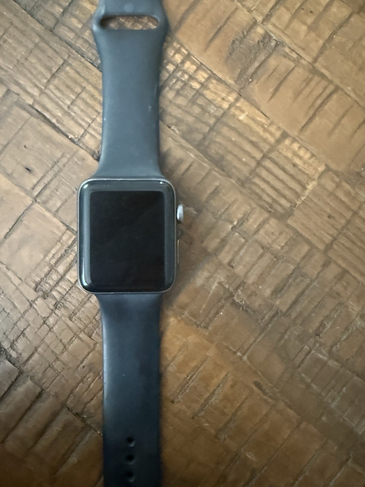 Apple Watch 42mm GPS+LTE, Gray with Black Band