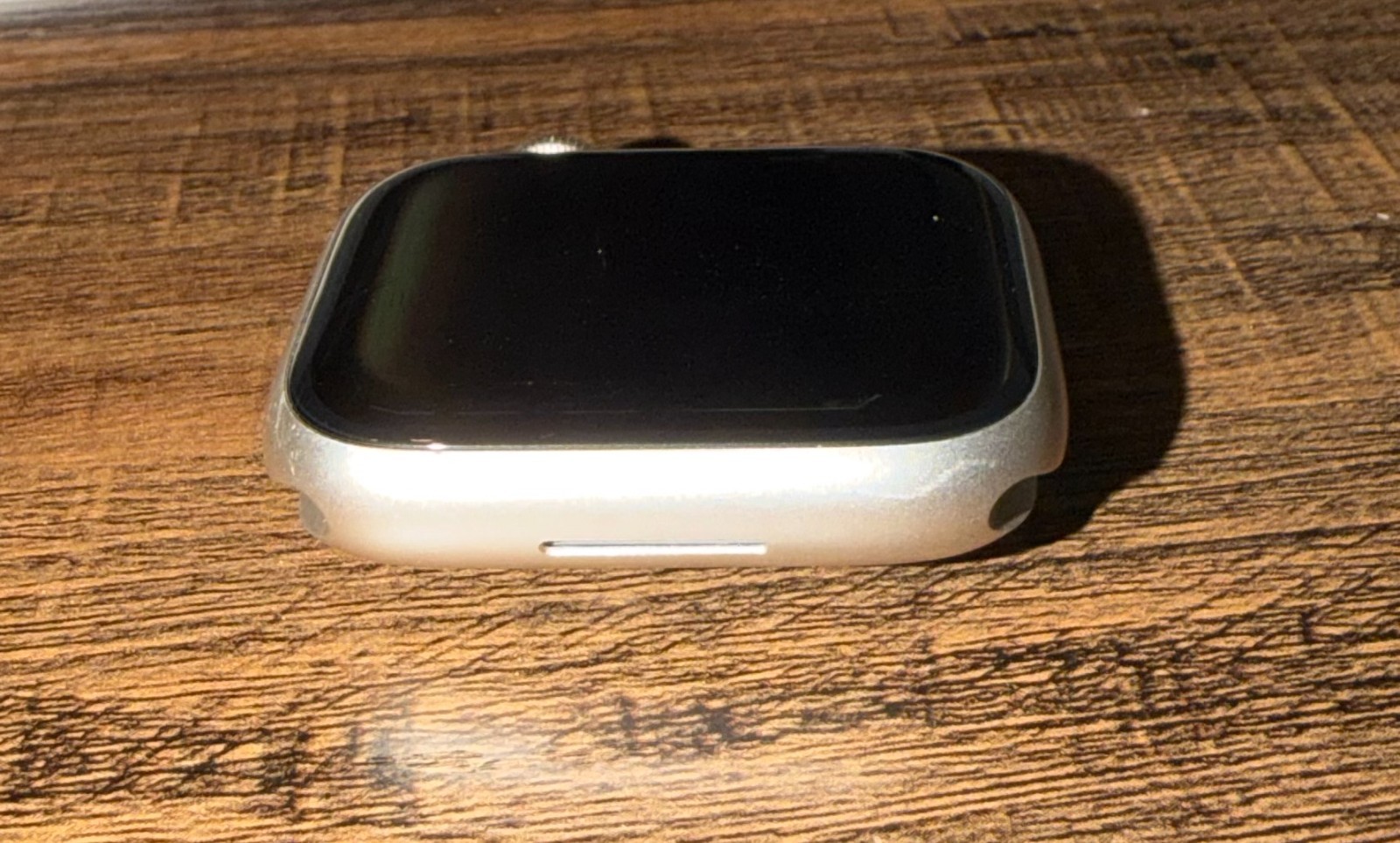Unlocked Apple Watch Series 8 45mm GPS + Cellular – Aluminum – Sport Loop