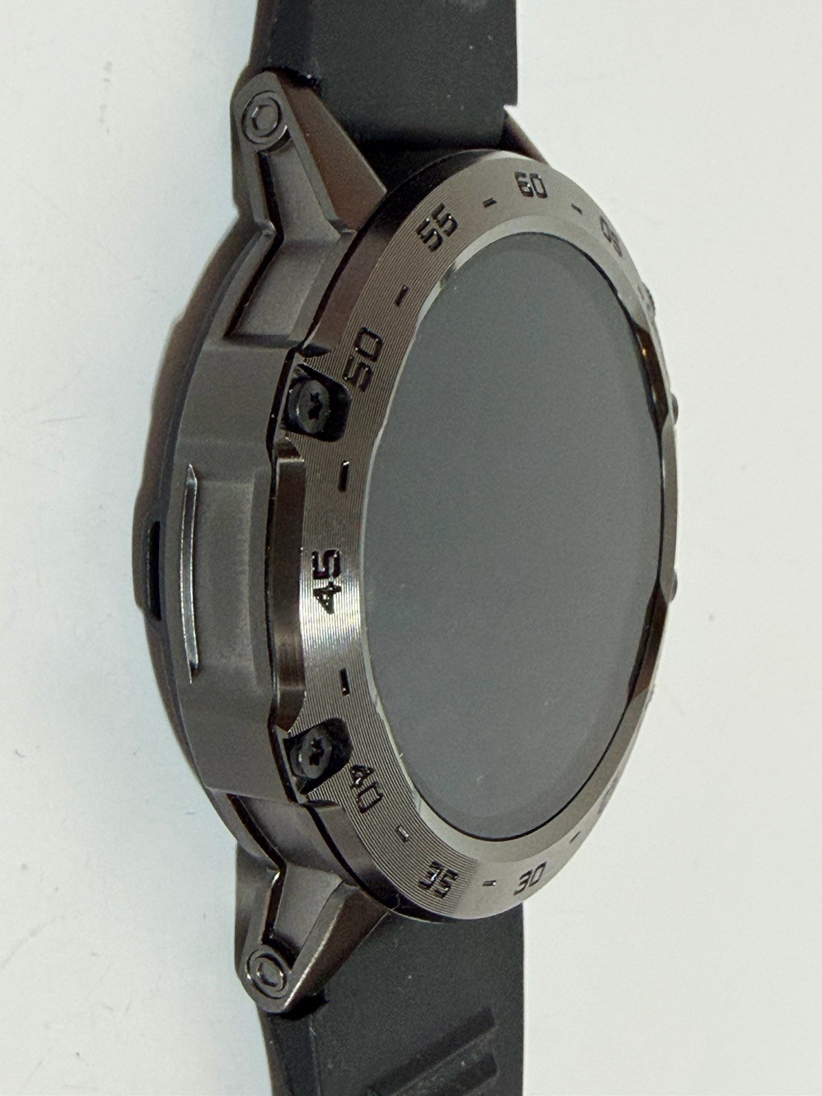 Luxium Shield Premium Durable Smartwatch Mint In Box IOS & Android