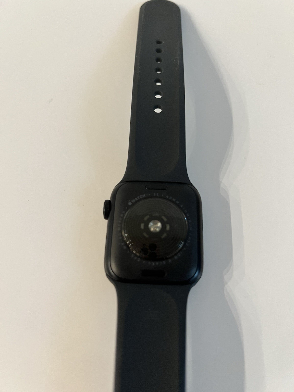Apple Watch SE 40mm Black Aluminum Case with Black Sport Band SMALL/MEDIUM